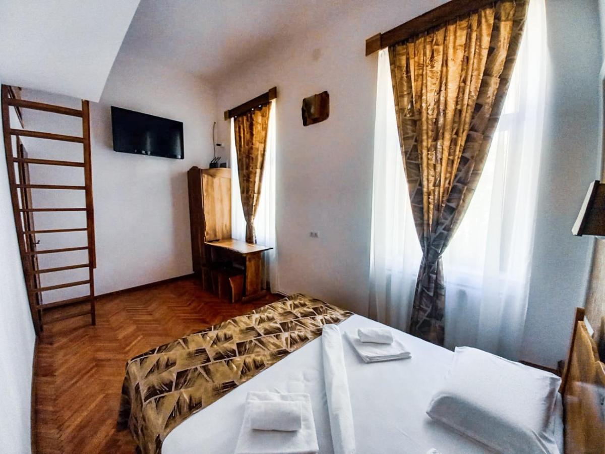 History Apartments Piata Mare Σίμπιου Δωμάτιο φωτογραφία