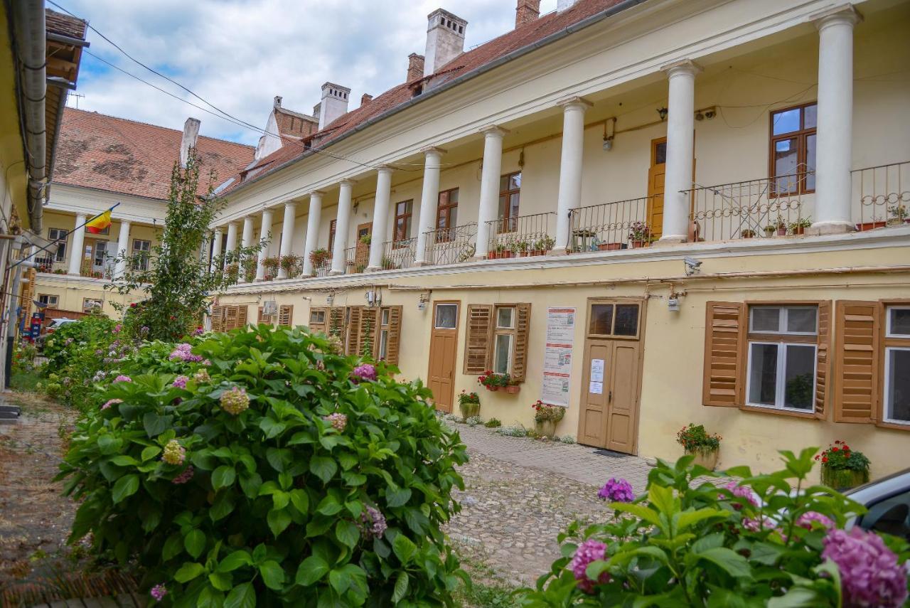 History Apartments Piata Mare Σίμπιου Εξωτερικό φωτογραφία